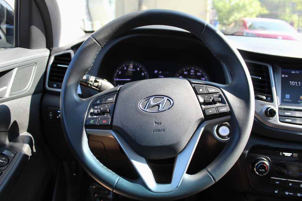 Used 2018 Hyundai Tucson Value AWD/4WD image 15