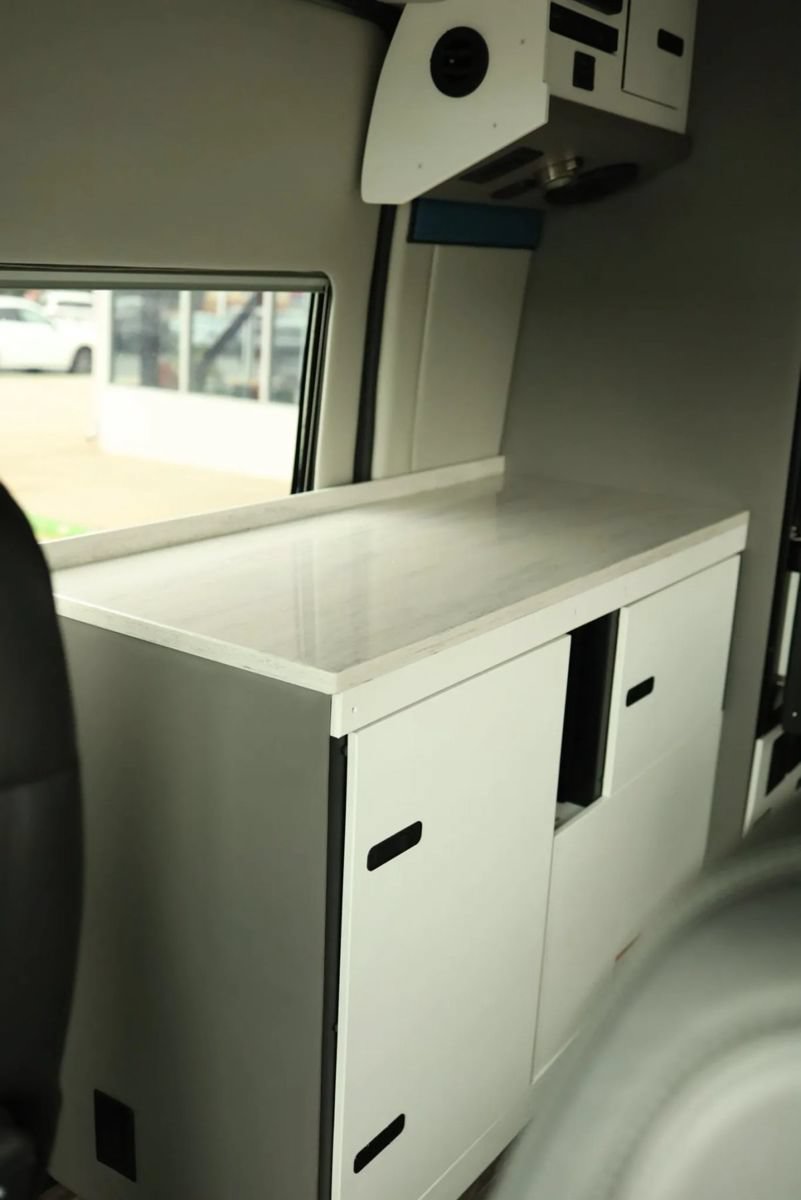 Used 2024 RAM ProMaster 3500 w/ Leather Interior Group FWD image 33