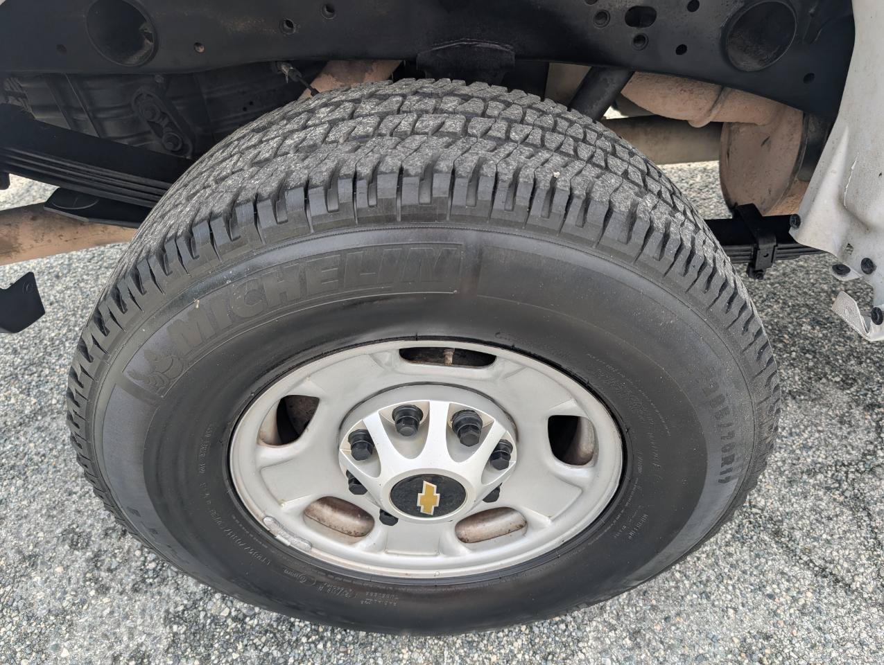 Used 2017 Chevrolet Silverado 2500 W/T AWD/4WD image 6