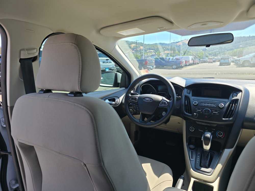 Used 2018 Ford Focus SE FWD image 10
