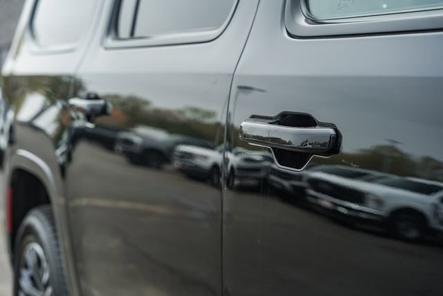 Used 2024 Jeep Wagoneer L Series II image 23