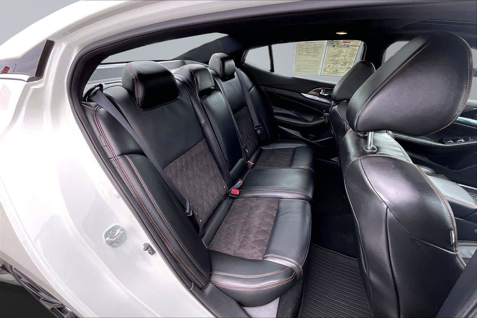 Certified 2020 Nissan Maxima SR w/ Sport Mat Group FWD image 28