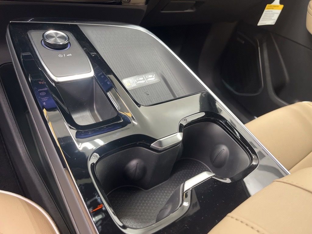 New 2026 Buick Enclave Preferred w/ Power Package image 17