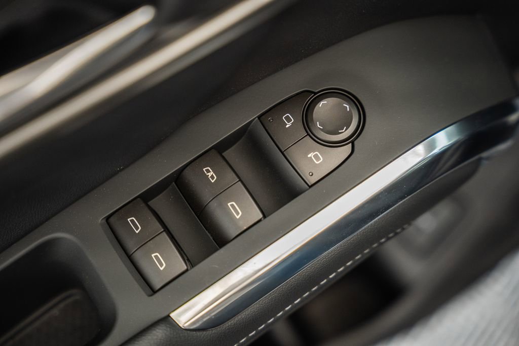 New 2026 Chevrolet Traverse LT w/ Sun and Wheel Package AWD/4WD image 42