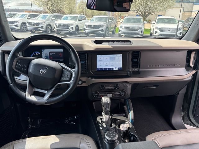 Used 2023 Ford Bronco Wildtrak image 14