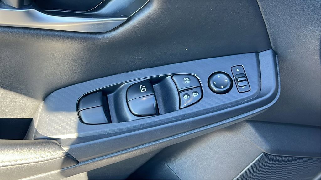 Used 2023 Nissan Sentra SV image 17