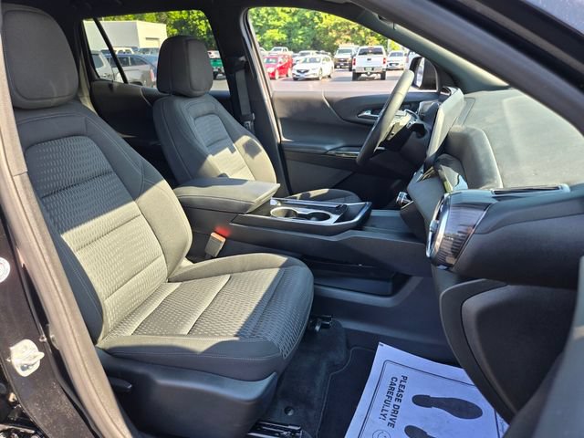 Used 2025 Chevrolet Equinox LT AWD/4WD image 25