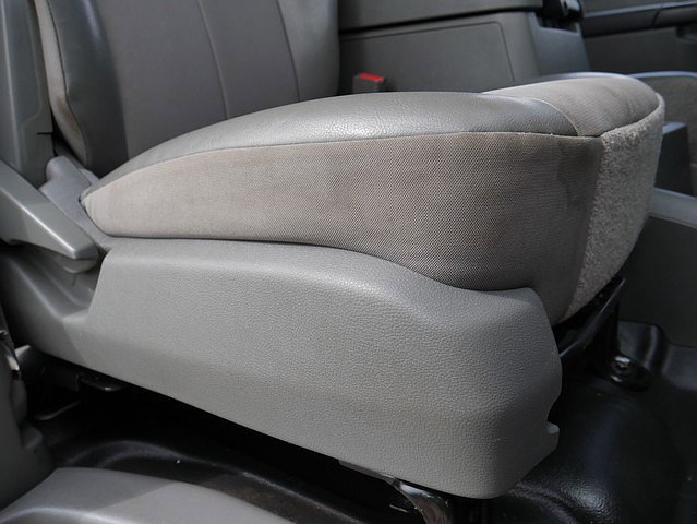 Used 2018 Nissan NV 2500 SV image 32