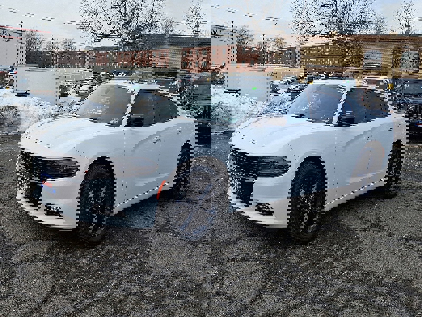 Used 2023 Dodge Charger SXT w/ Blacktop Package image 3