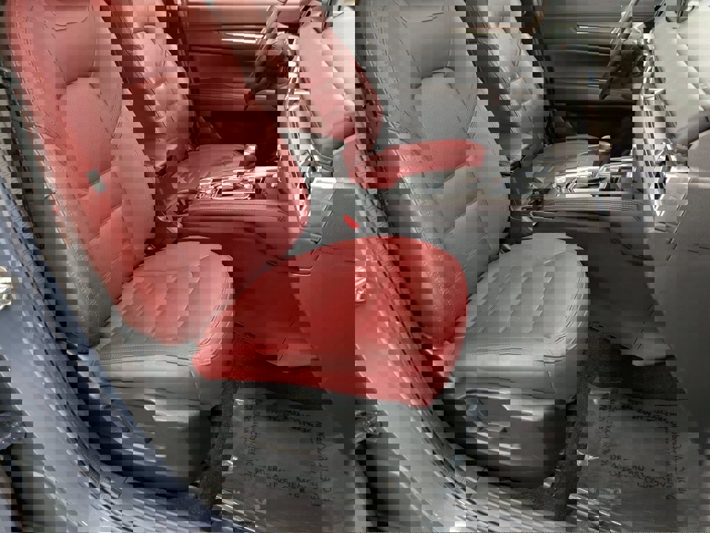 Certified 2023 MAZDA CX-5 Carbon Edition image 28