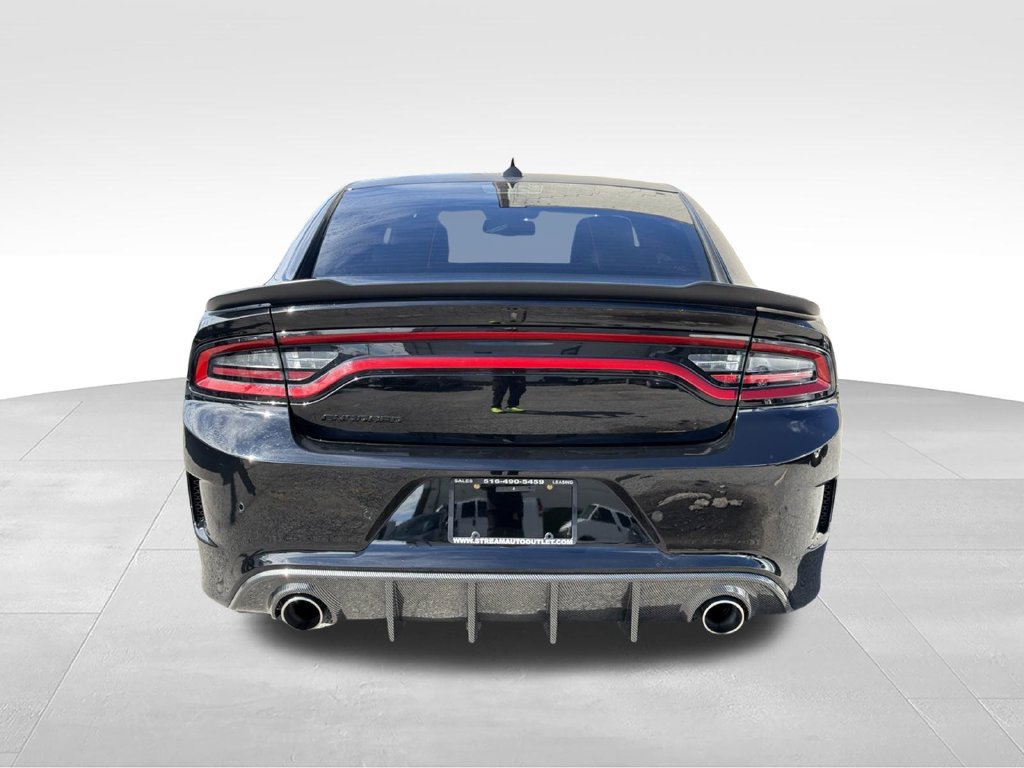 Used 2022 Dodge Charger Scat Pack w/ Daytona Edition Group RWD image 9