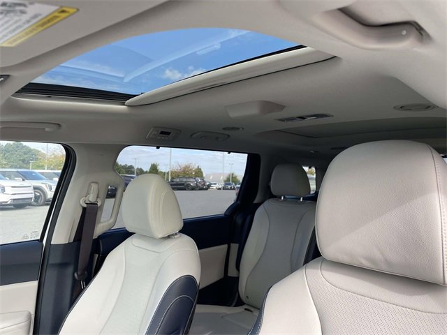 New 2026 Kia Carnival SX Prestige image 28