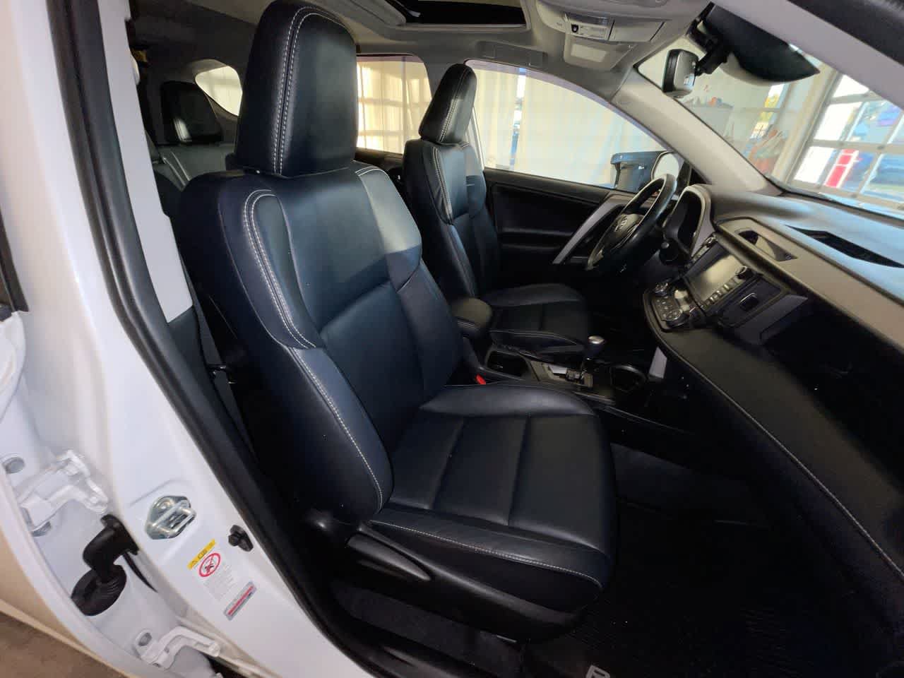 Used 2017 Toyota RAV4 Platinum w/ All Weather Liner Package AWD/4WD image 24