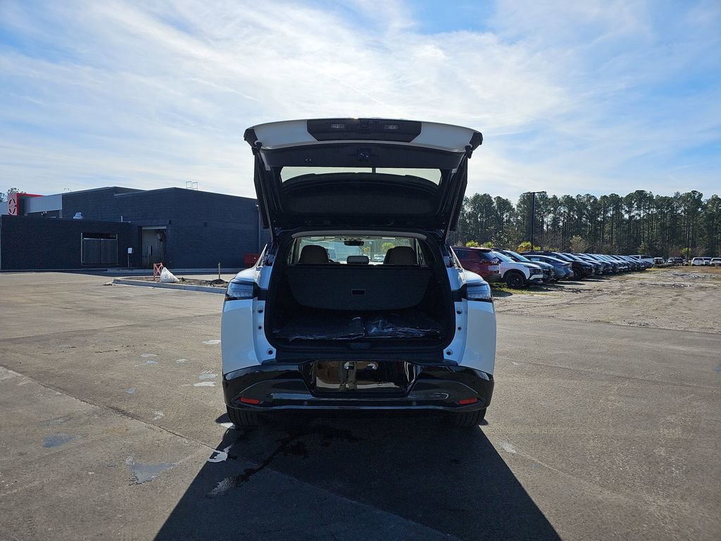 New 2026 Nissan Murano Platinum w/ Technology Package AWD/4WD image 16