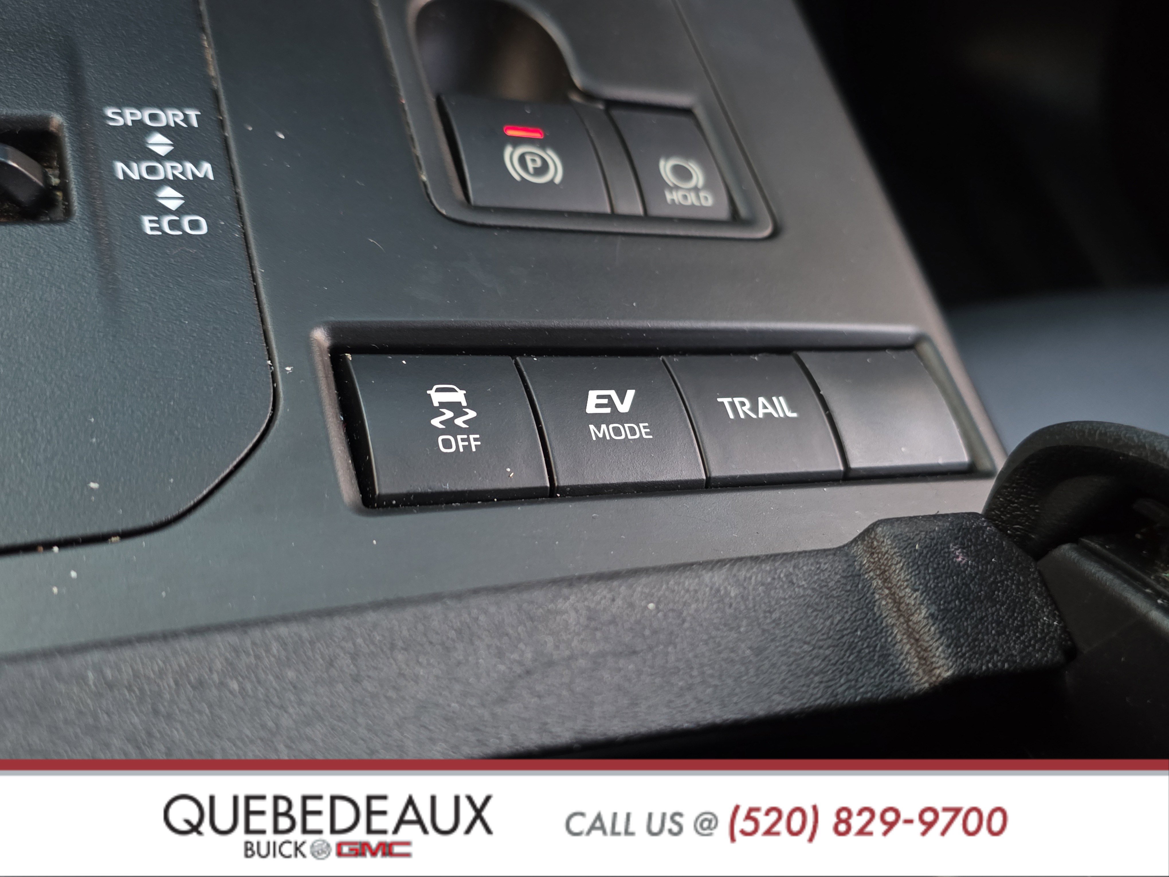 Used 2022 Toyota Highlander XLE image 27