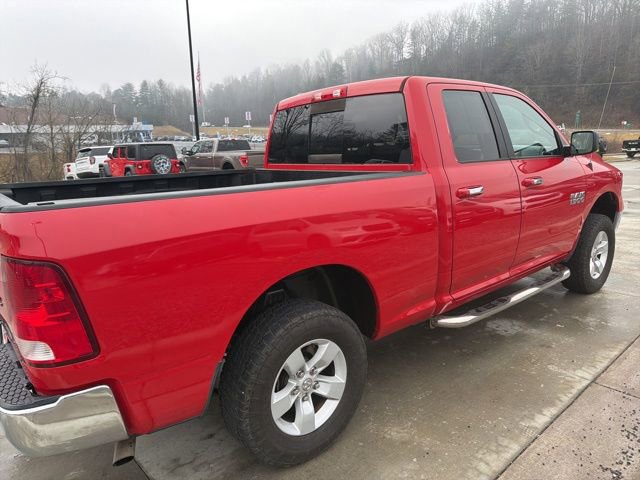 Used 2017 RAM 1500 Classic SLT image 3