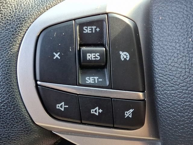 Used 2023 Ford Explorer XLT w/ Equipment Group 202A AWD/4WD image 21