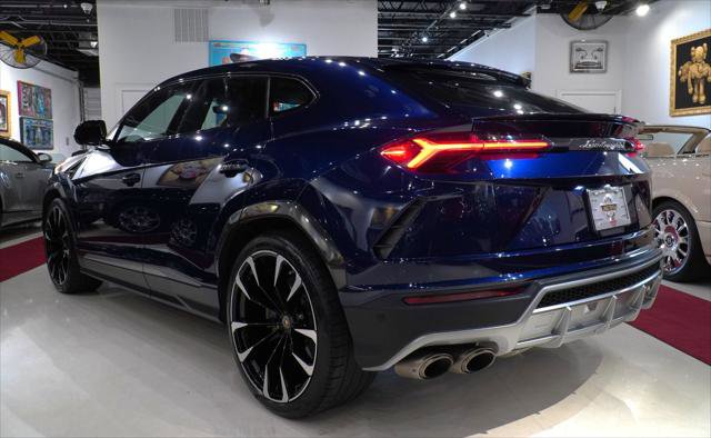 Used 2020 Lamborghini Urus AWD/4WD image 5