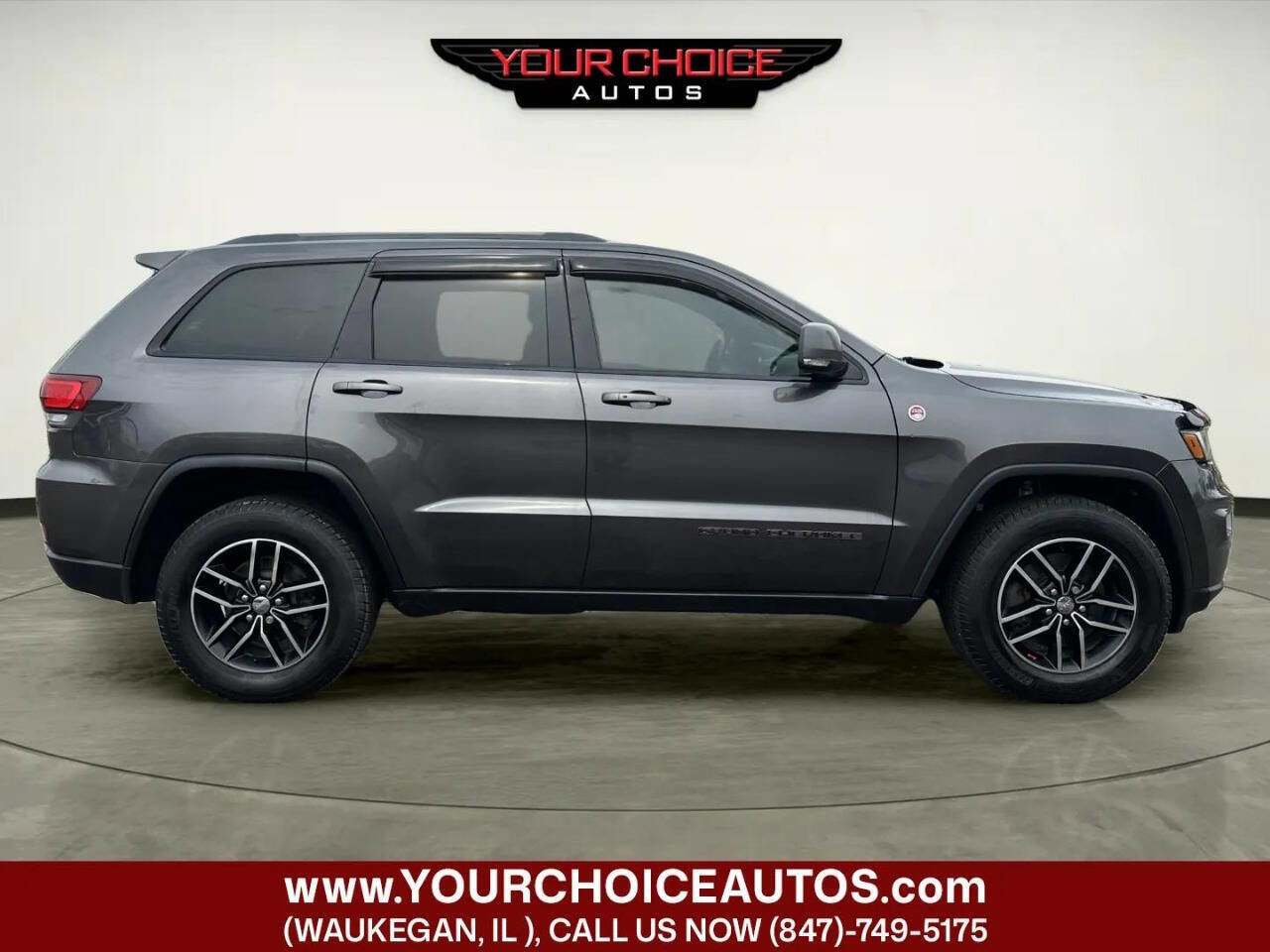 Used 2018 Jeep Grand Cherokee Trailhawk w/ Trailhawk Luxury Group AWD/4WD image 6
