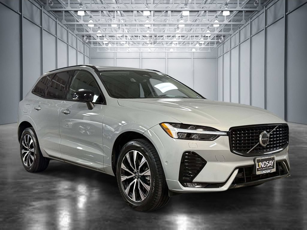 Used 2024 Volvo XC60 B5 Plus w/ Climate Package AWD/4WD image 9