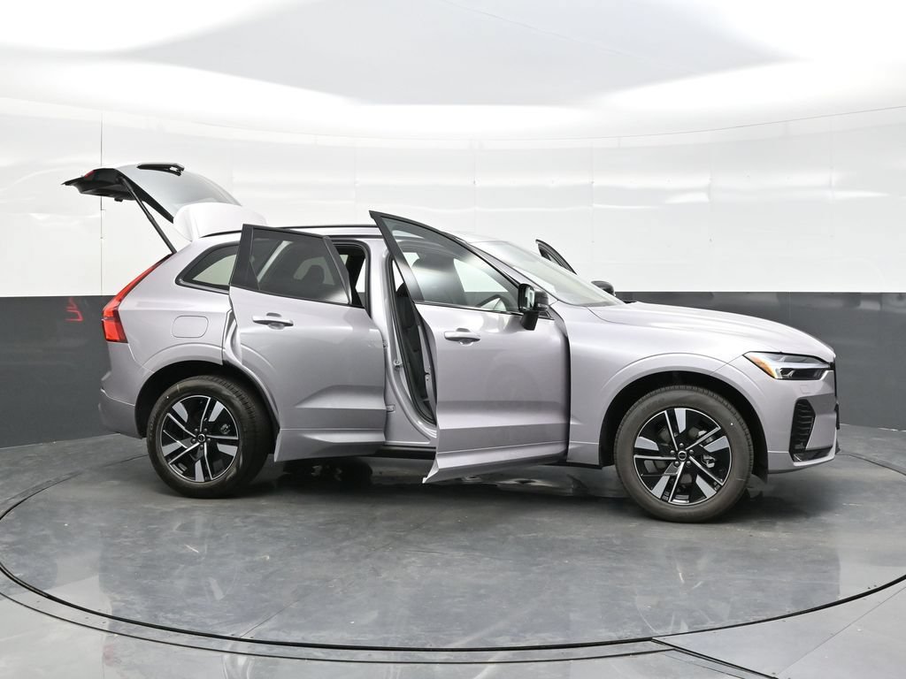 New 2026 Volvo XC60 B5 Core w/ Climate Package AWD/4WD image 63
