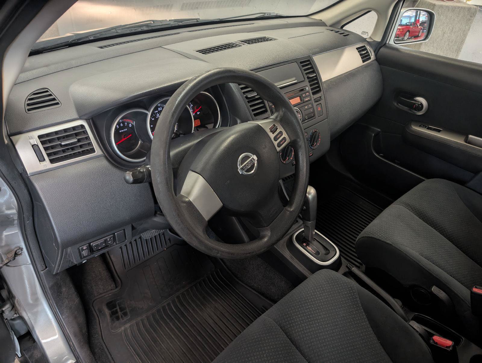 Used 2011 Nissan Versa 1.8 S w/ Plus Pkg FWD image 3