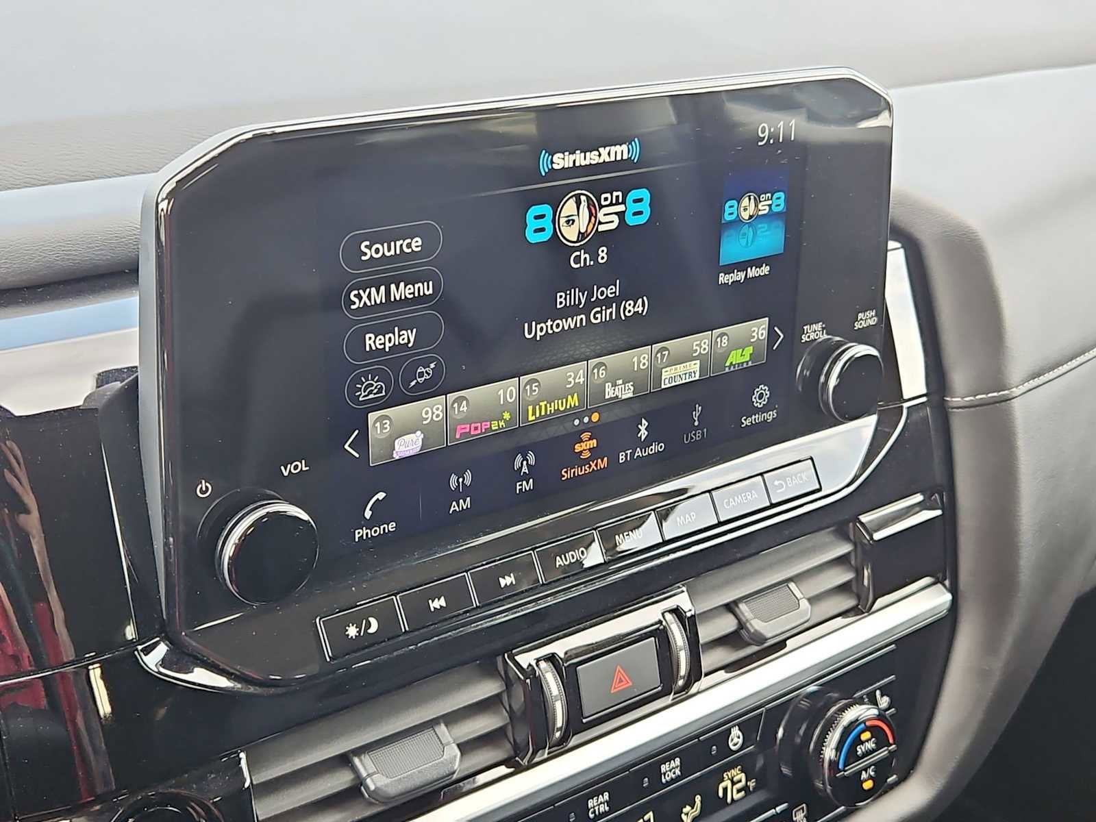 Used 2025 Nissan Pathfinder SL image 13