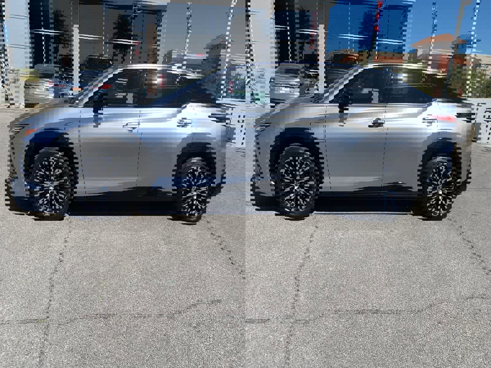 Used 2023 Lexus RZ 450e Luxury w/ Accessory Package (Z1) image 8