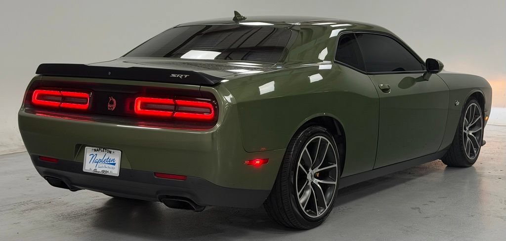 Used 2018 Dodge Challenger R/T Scat Pack w/ Leather Interior Group RWD image 3