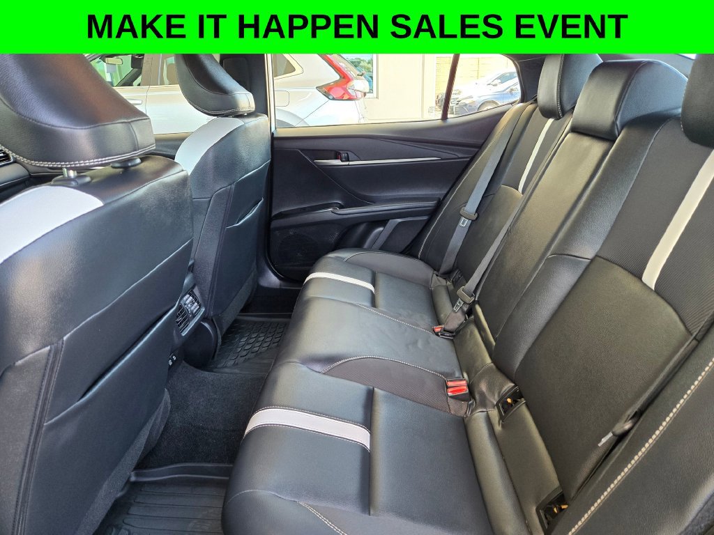 Used 2025 Toyota Camry SE FWD image 14