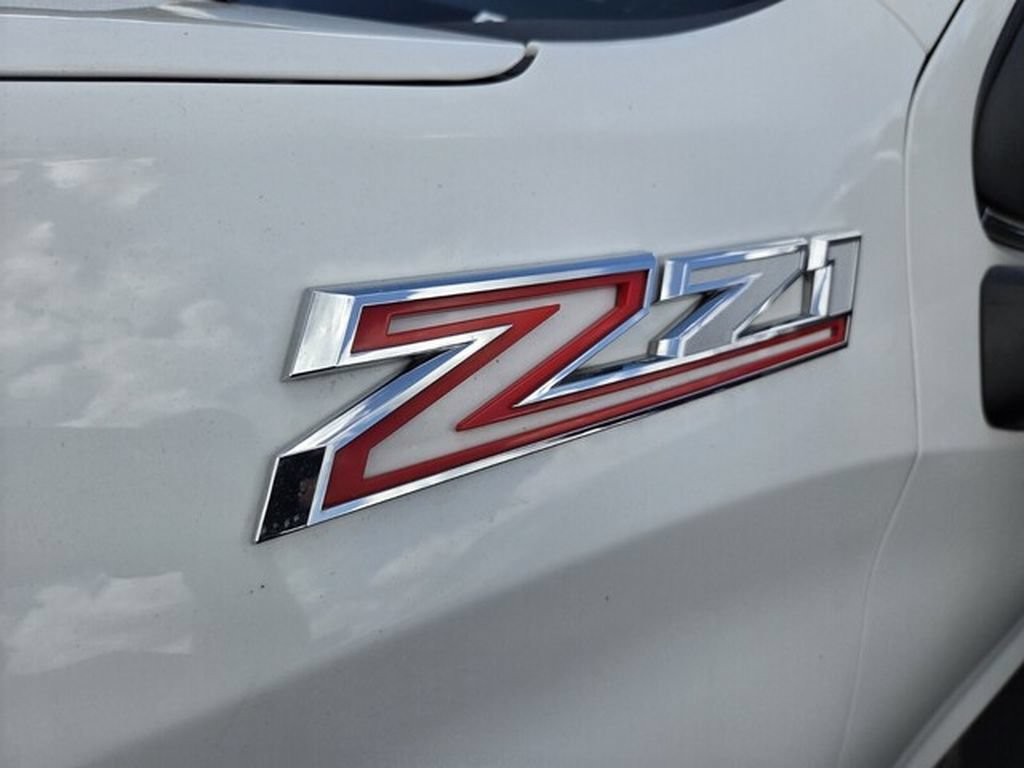 Used 2023 Chevrolet Silverado 1500 LTZ w/ LTZ Convenience Package II AWD/4WD image 2