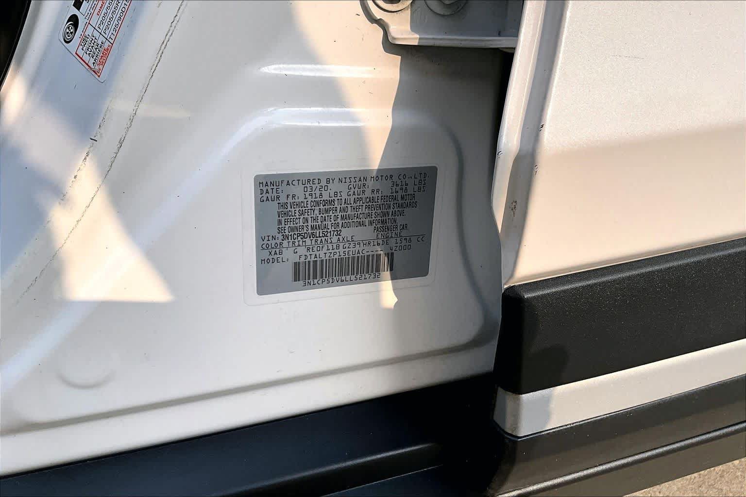 Certified 2020 Nissan Kicks SR FWD image 33
