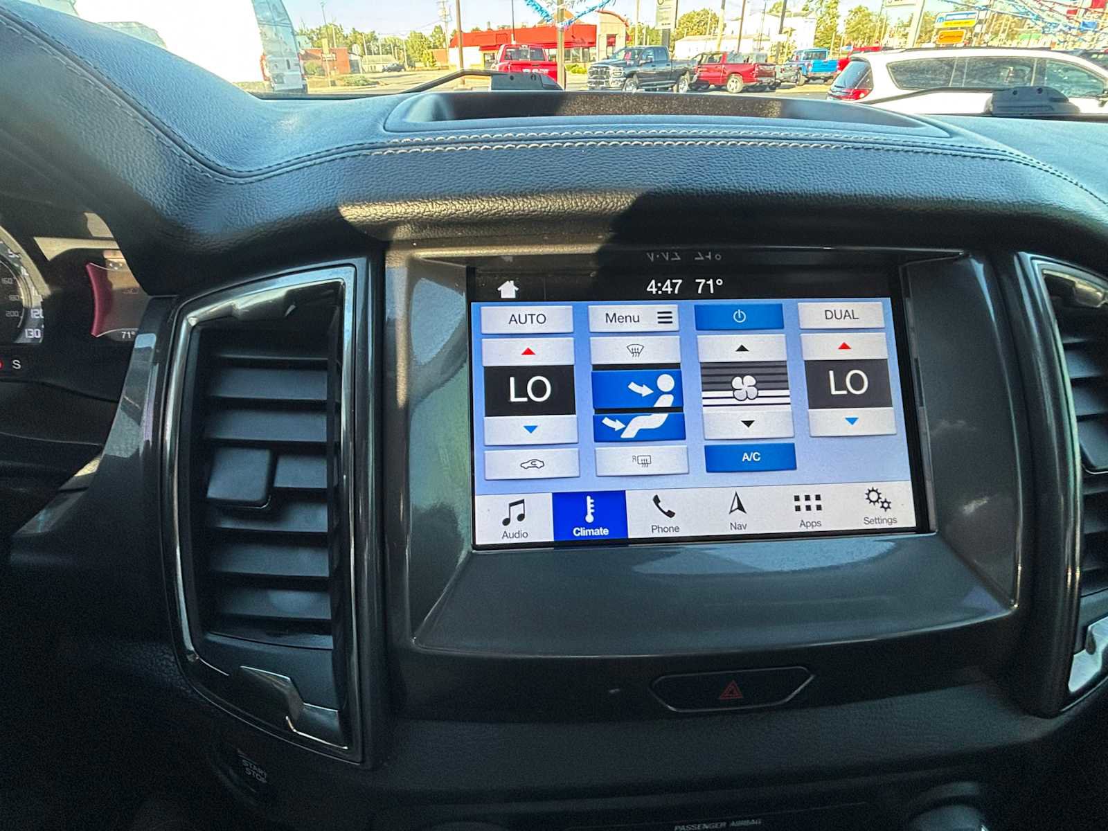 Used 2019 Ford Ranger Lariat w/ Equipment Group 501A Mid image 25