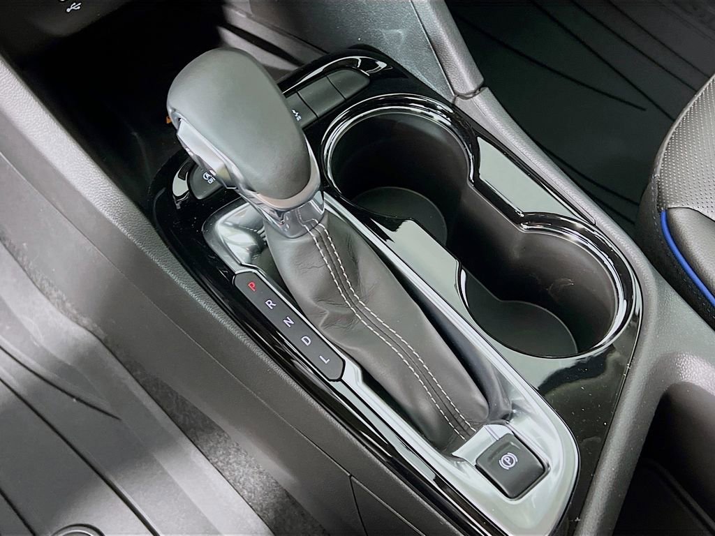Certified 2025 Buick Encore GX Sport Touring w/ Advanced Technology Package image 13