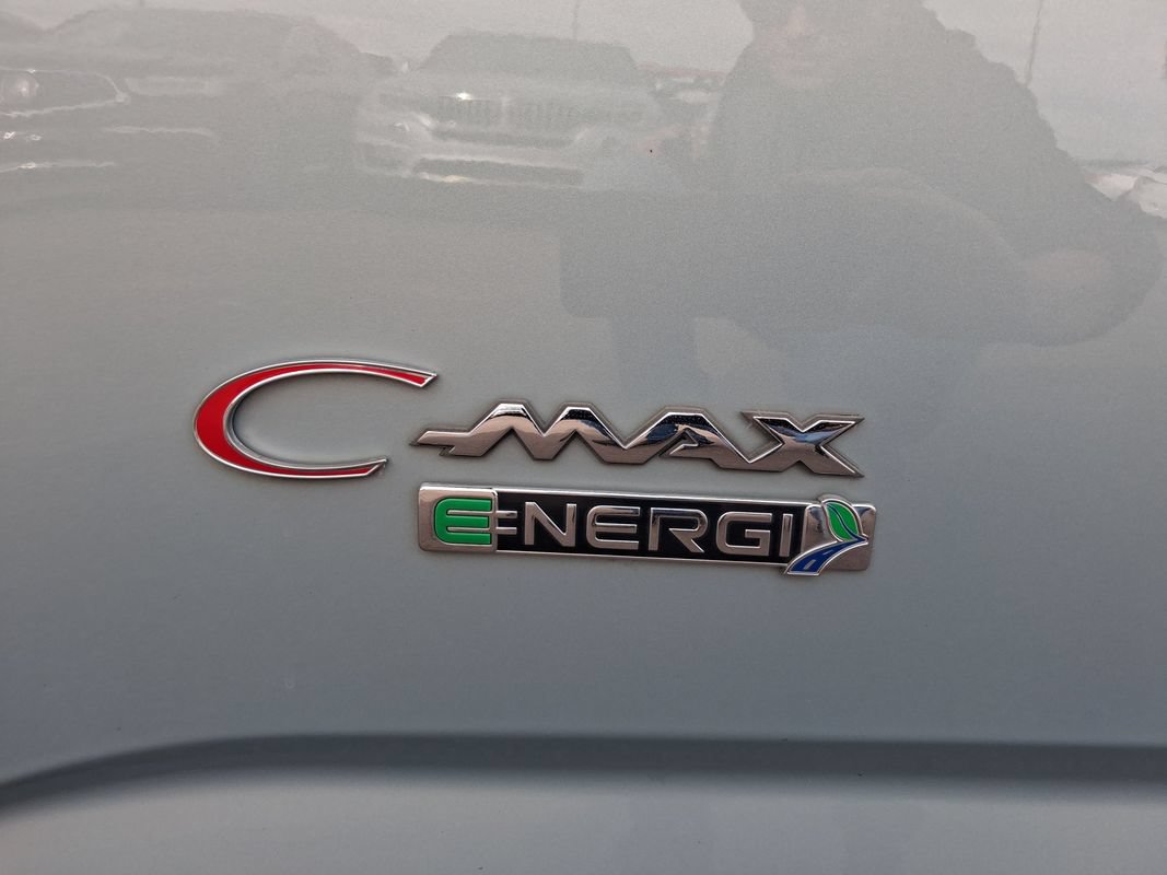 Used 2013 Ford C-MAX Energi SEL FWD image 11