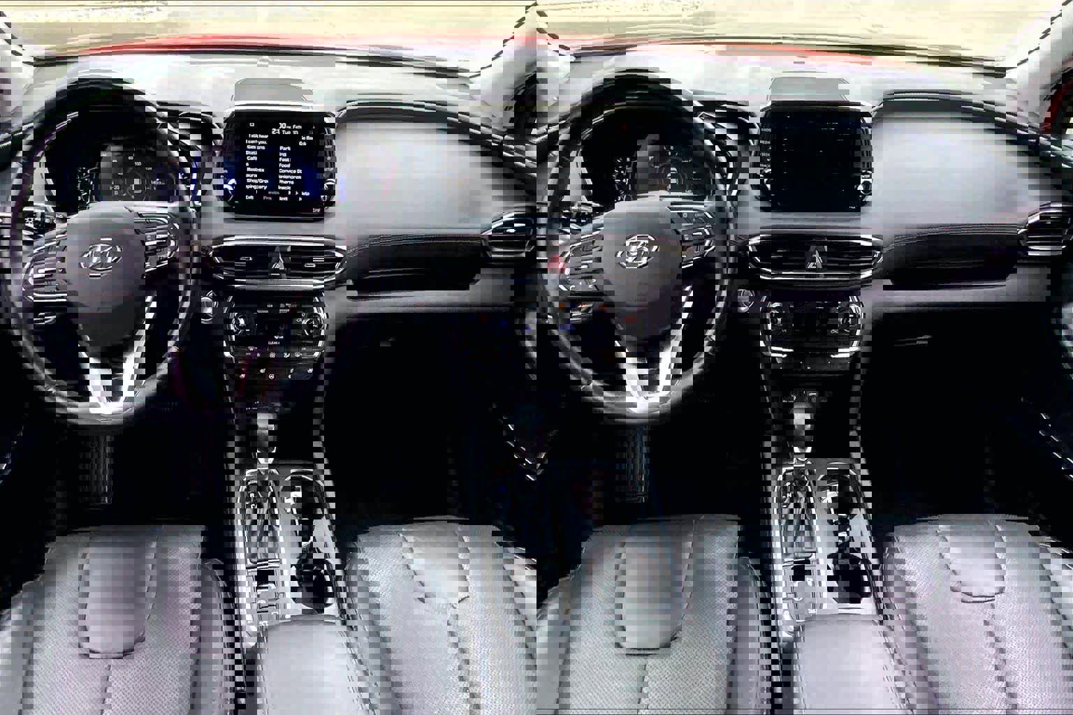 Used 2020 Hyundai Santa Fe Limited image 15