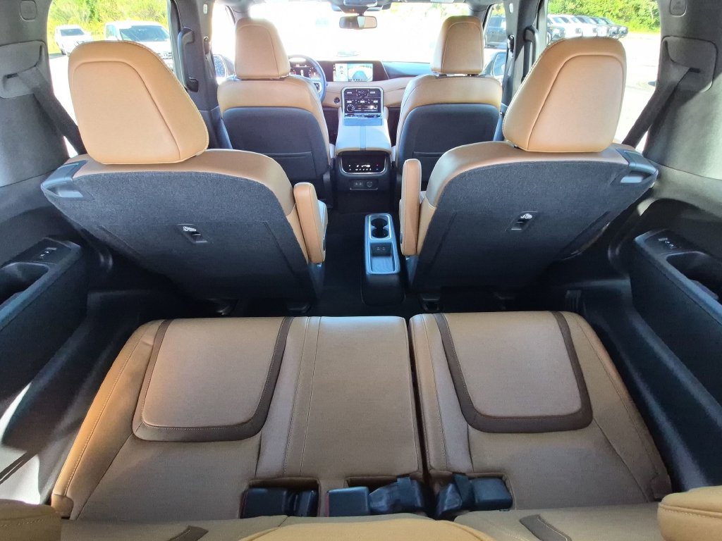 New 2027 Nissan Armada SL RWD image 38