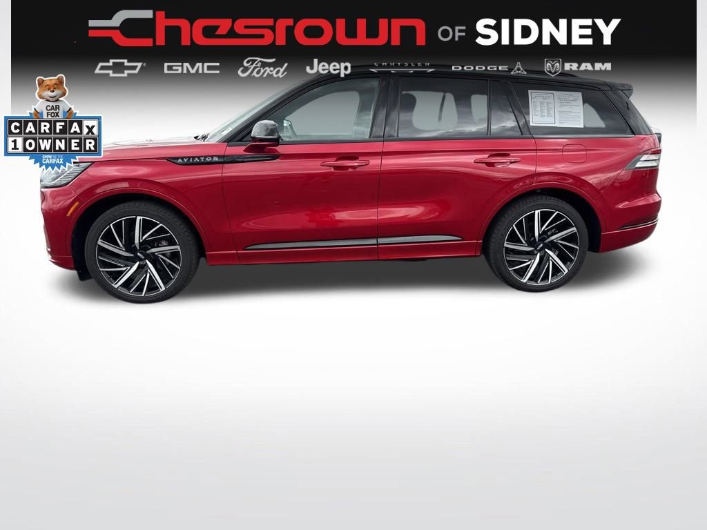 Used 2025 Lincoln Aviator Black Label w/ Black Label Special Edition AWD/4WD image 2