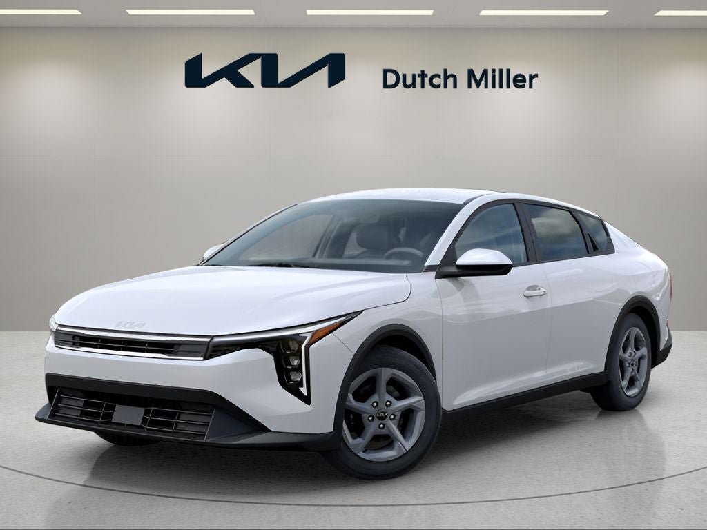 New 2025 Kia K4 FWD image 1