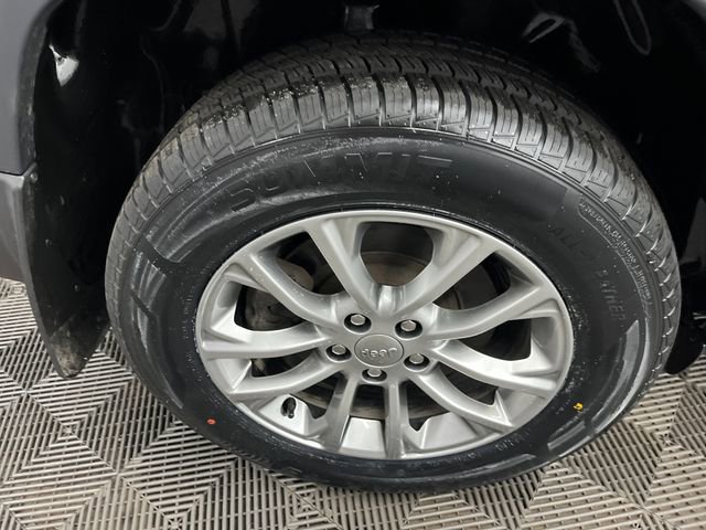 Used 2022 Jeep Cherokee Latitude Lux AWD/4WD image 26