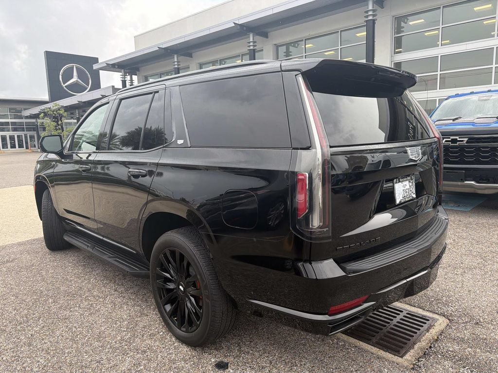 Used 2023 Cadillac Escalade Premium Luxury w/ LPO, Floor Liner Package AWD/4WD image 5