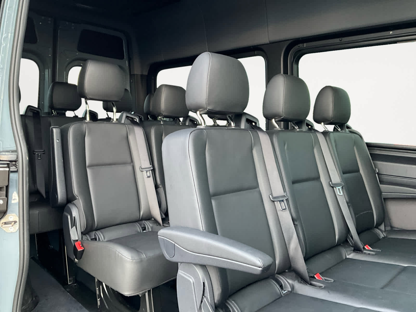 Used 2025 Mercedes-Benz Sprinter 2500 image 23