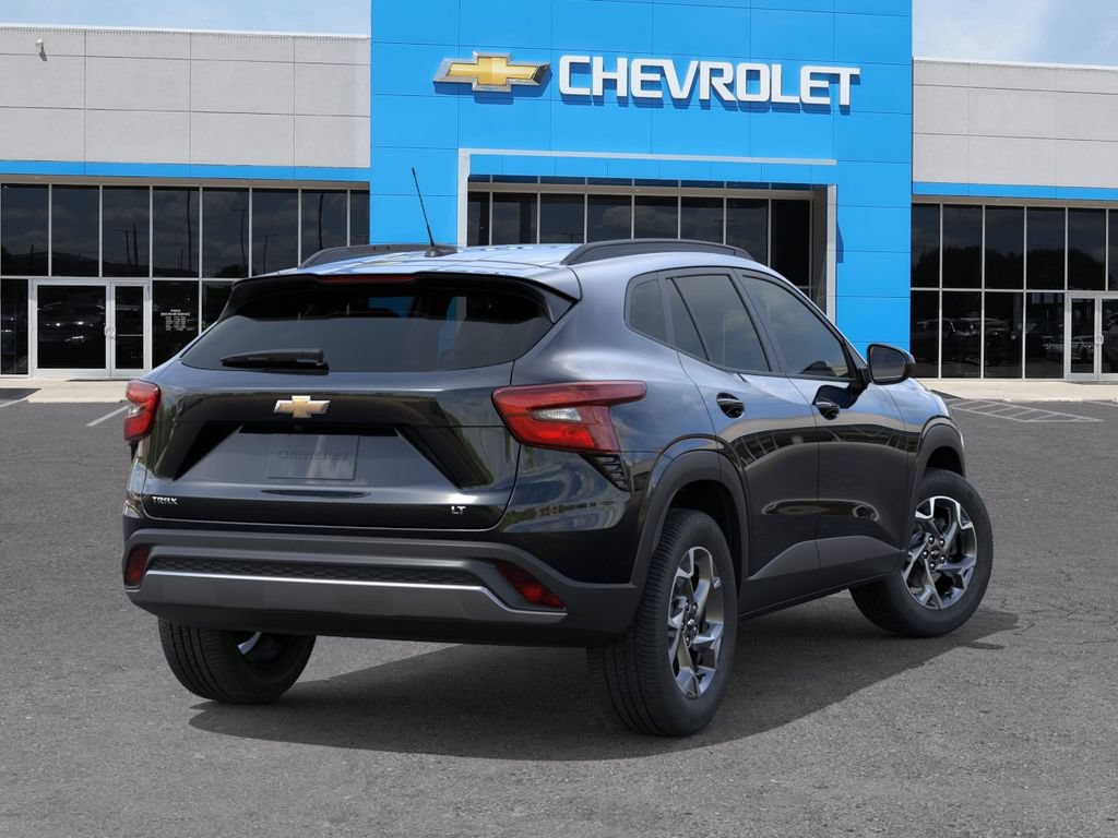 New 2026 Chevrolet Trax LT w/ Driver Confidence Package FWD image 4