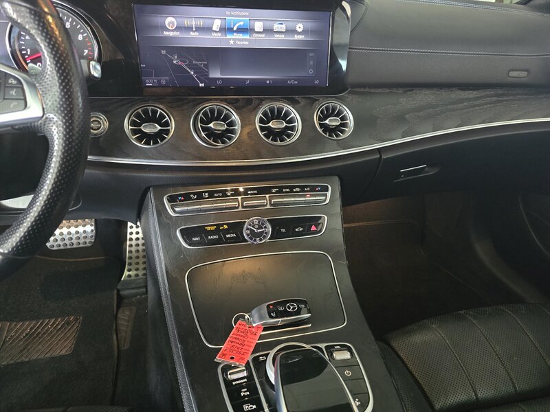 Used 2018 Mercedes-Benz E 400 Cabriolet image 27