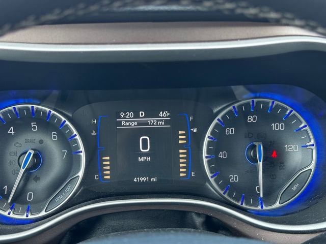 Certified 2023 Chrysler Voyager LX FWD image 27