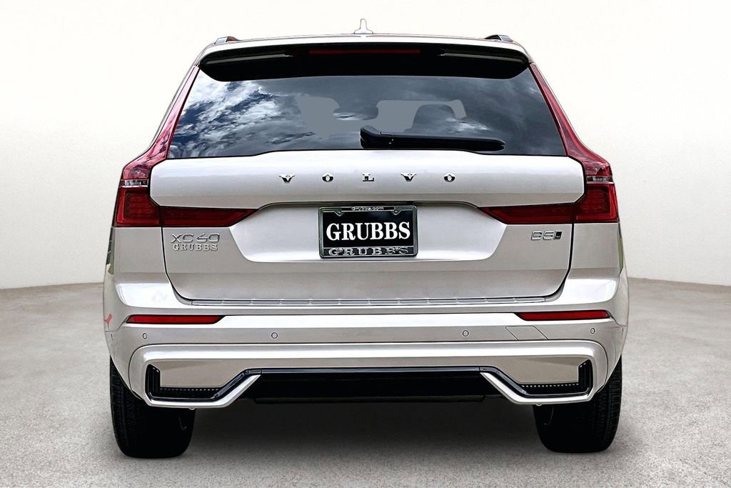 New 2026 Volvo XC60 B5 Plus w/ Protection Package Premier AWD/4WD image 5