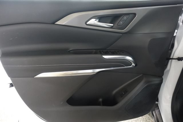 Used 2026 Chevrolet Traverse LT w/ Driver Confidence Package FWD image 9