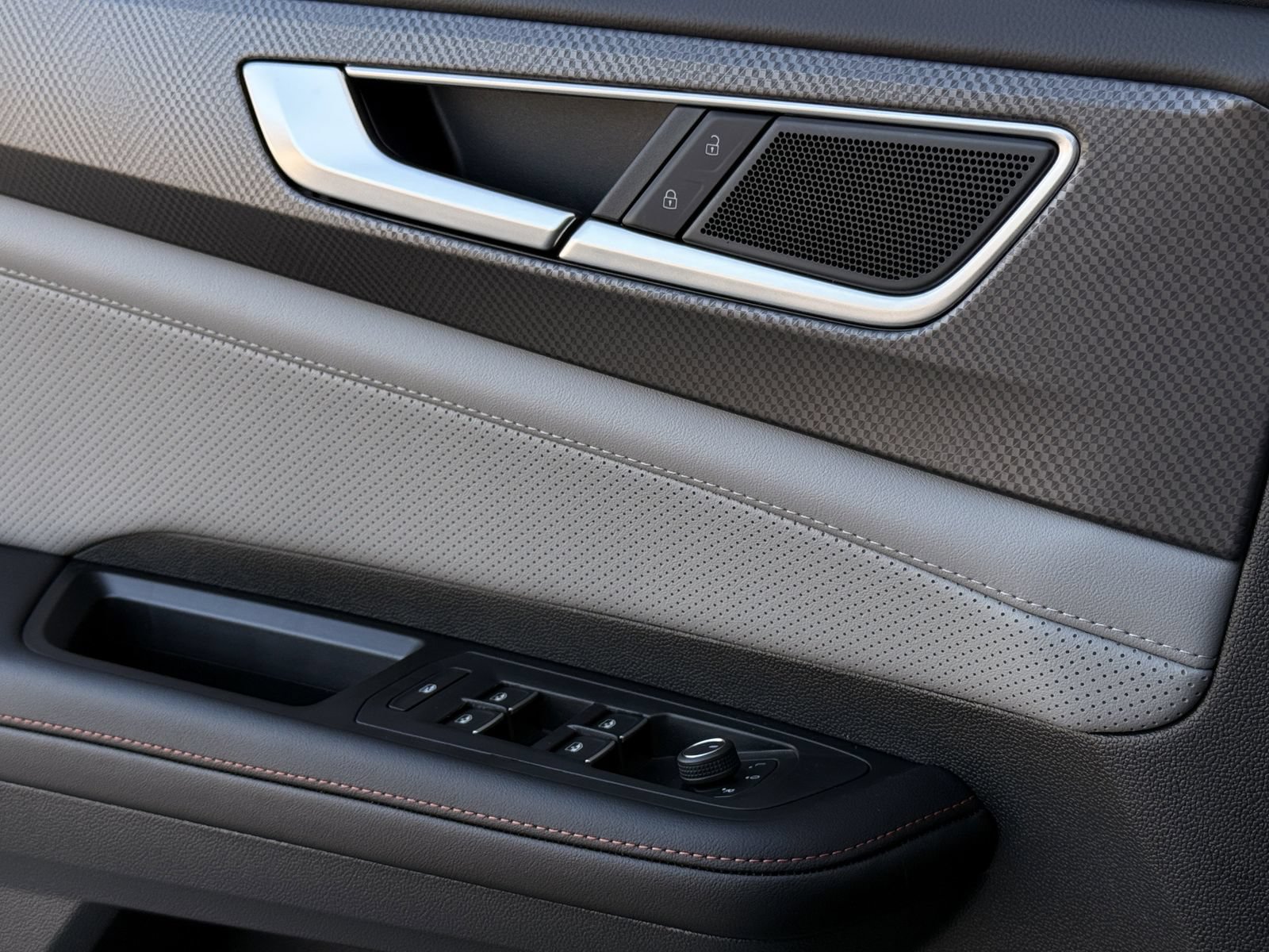 New 2026 Volkswagen Atlas Peak Edition AWD/4WD image 23
