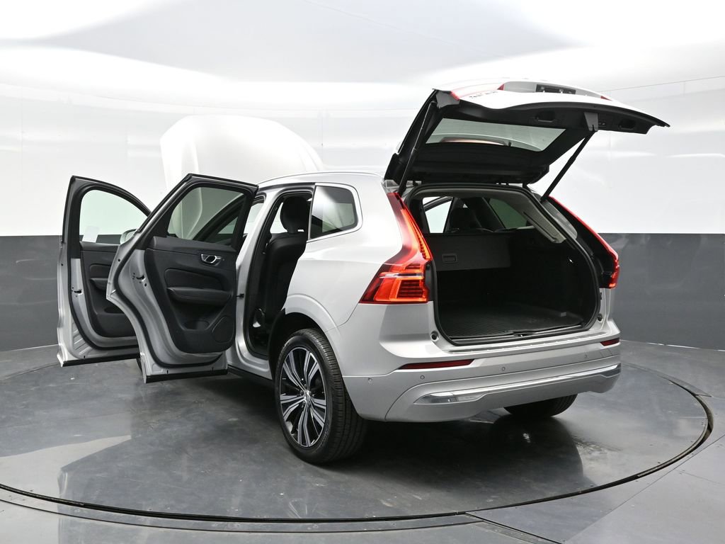 Used 2023 Volvo XC60 B5 Plus w/ Climate Package image 36