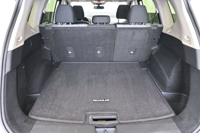 Used 2023 Nissan Rogue SV FWD image 28